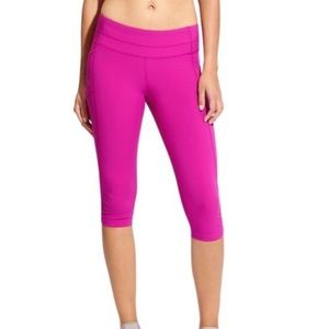 Athleta Hot Pink Capri Leggings